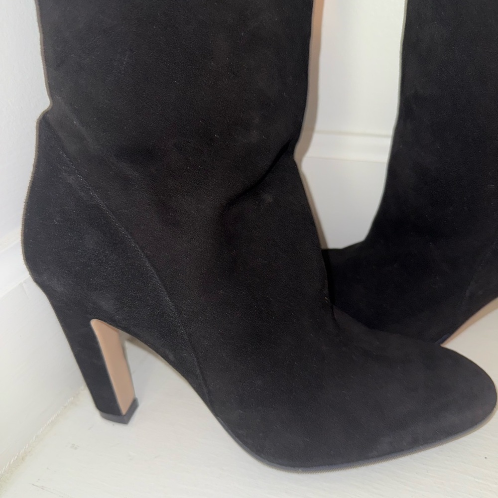 Stuart Weitzman Classic Black Suede Heeled Boots NEW - Picture 3 of 12